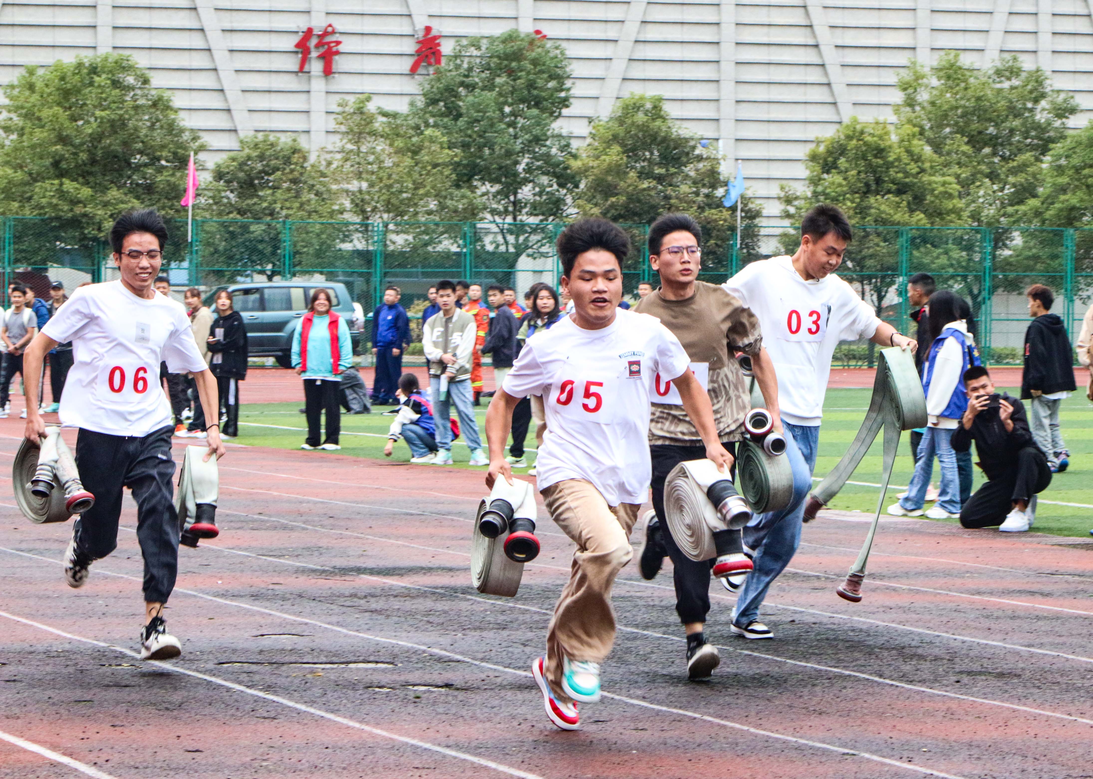 2023年德江县消防宣传月活动启动仪式暨第二届大学生消防技能运动会在银河正规官网举行(图13)